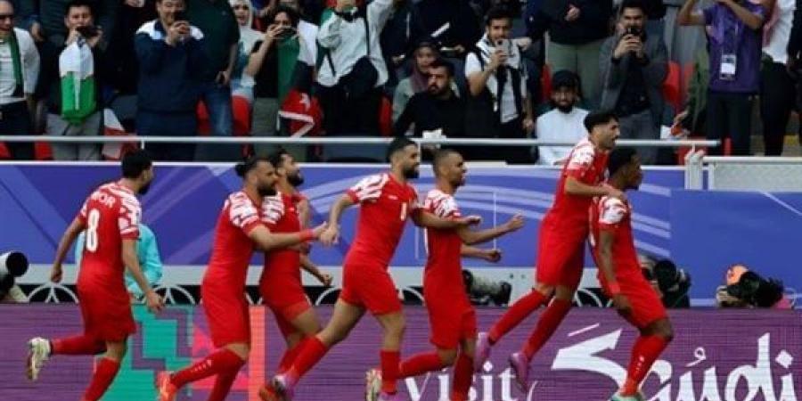 العرب
      يسيطرون
      على
      التشكيل
      المثالي
      لنصف
      نهائي
      كأس
      آسيا