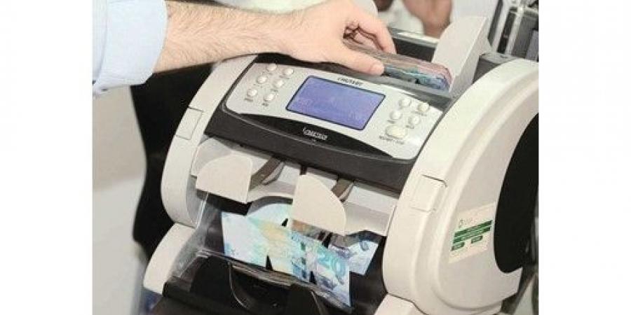 6.22
مليارات
دينار
قروض
جديدة
منحت
في
11
شهراً