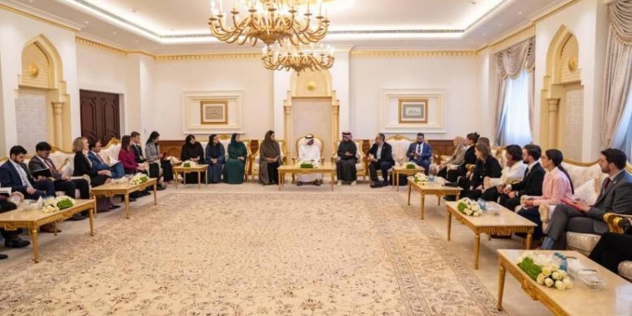 وفد «هارفارد» يطّلع على تجربة الشارقة البرلمانية