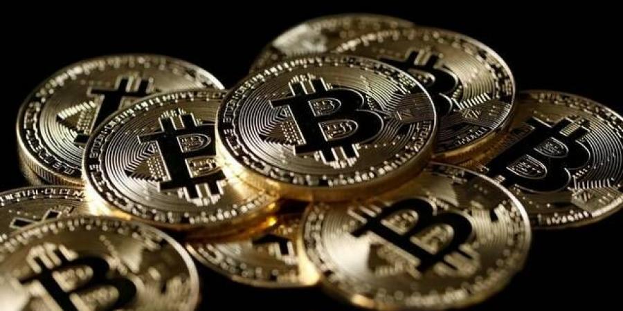 بيتكوين تستقر قرب 91 ألف دولار