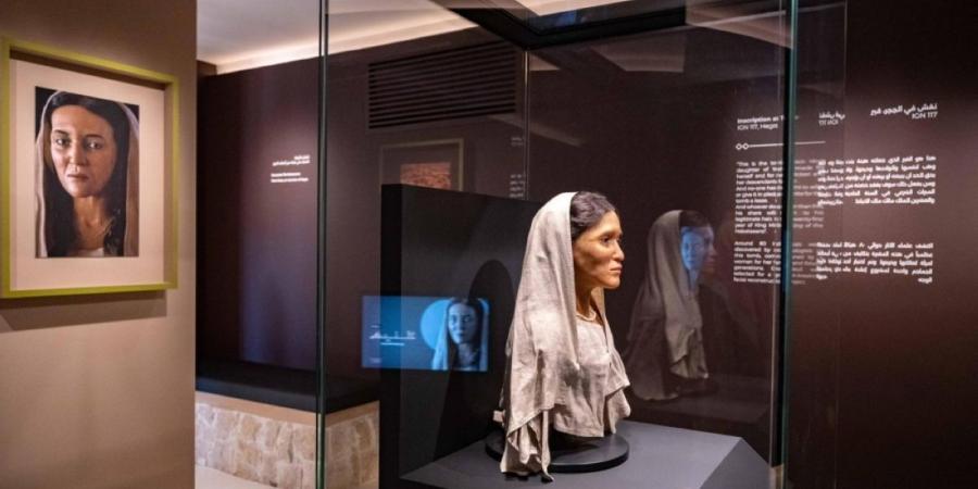 ماذا تضم الصخور المنحوتة في موقع الحجر الأثري بالعلا؟ - ترند نيوز