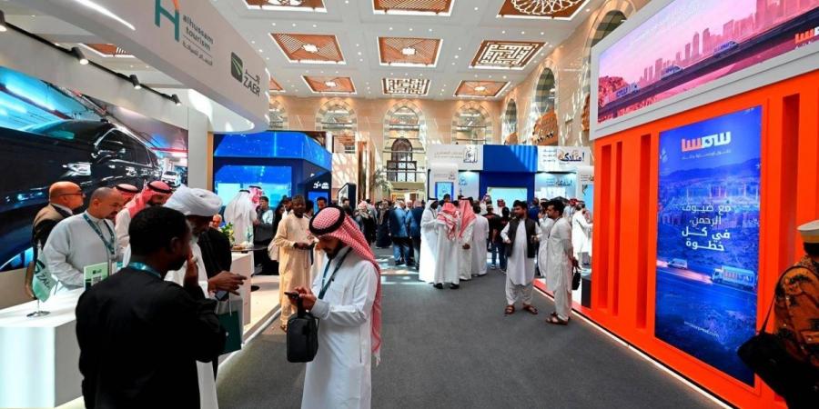 جلسات منتدى العمرة والزيارة تناقش استراتيجيات تحسين تجربة الزائر - ترند نيوز