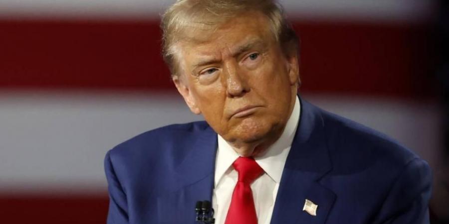 ترامب يحذر إيران: افتحوا المضيق وإلا ستعيشون في جحيم