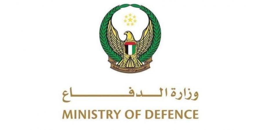 الدفاعات الجوية الإماراتية تتصدى لـ17 صاروخاً باليستياً و35 مسيّرة إيرانية