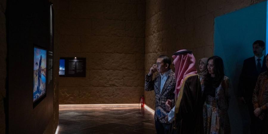 وزير الثقافة يزور متحف إندونيسيا الوطني في العاصمة جاكرتا - ترند نيوز