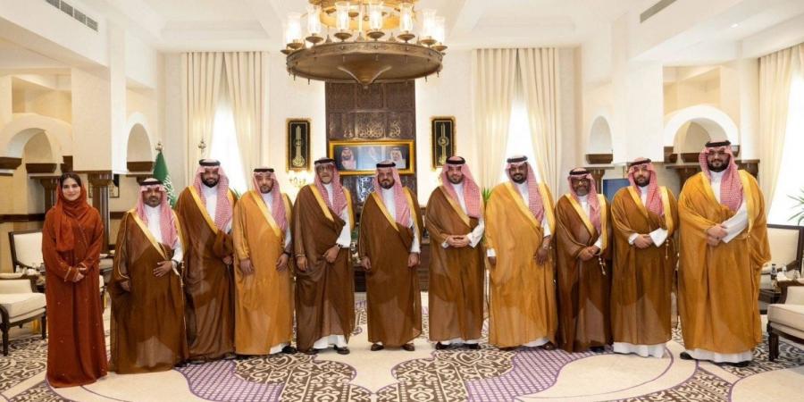 الأمير سعود بن مشعل يتسلّم تقرير «نبض الأعمال في العاصمة المقدسة» ويؤكد تكامل الجهود لتعزيز تنافسية مكة المكرمة - ترند نيوز