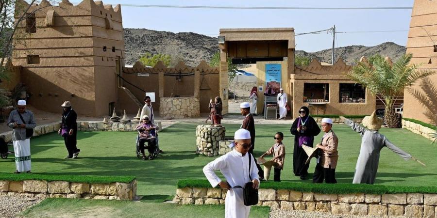 «الإرشاد السياحي»..  هندسة التجربة وإثراء رحلة ضيوف الرحمن معرفيا وثقافيا - ترند نيوز