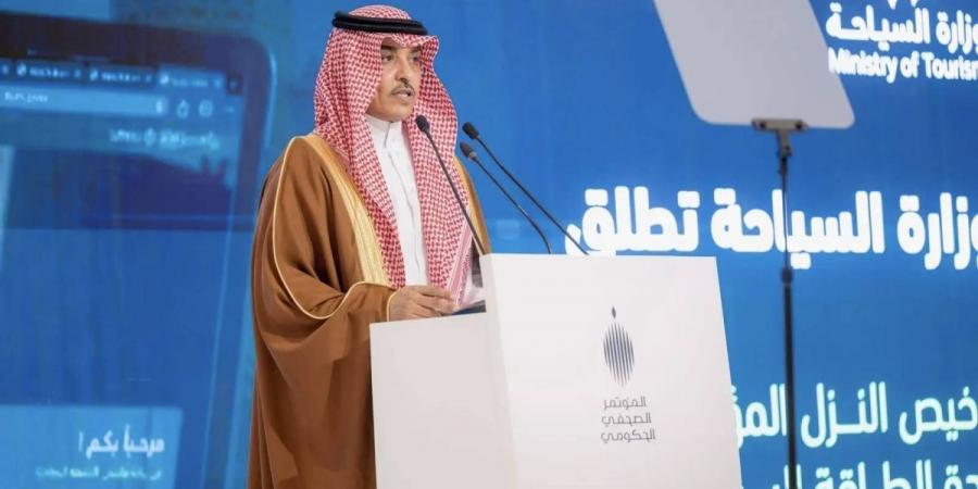 وزير الإعلام: "رؤية المملكة 2030" صاغت واقعًا جديدًا لكفاءة الحج.. ومنظومتنا الخدمية جاهزة لاستقبال ضيوف الرحمن - ترند نيوز
