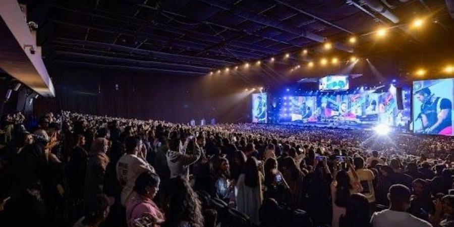 انطلاق حفلات صيف جدة وكايروكي وليجي سي يشعلان مسرح عبادي الجوهر أمام حضور  كامل العدد  - ترند نيوز