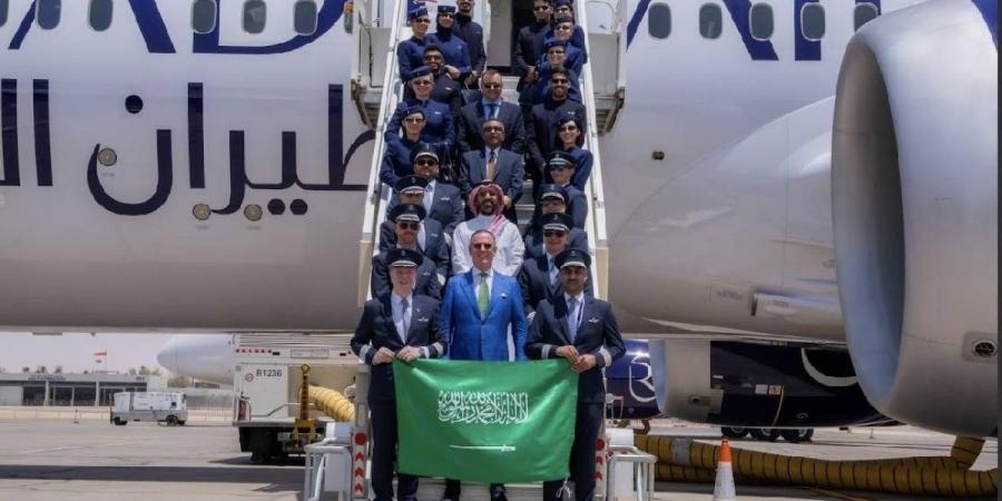 طيران الرياض يعلن وصول أول طائرتين في أسطوله الجديد من طراز بوينج 787-9 دريملاينر إلى مطار الملك خالد الدولي مخصصتين للرحلات التجارية - ترند نيوز