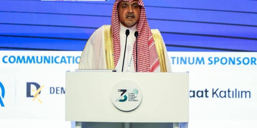 عبدالله صالح كامل من إسطنبول: أدعو الدول لاتباع خطوات المملكة في تمكين الأوقاف.. ورأس المال يجب أن يكون منتجاً مولّداً للثروات وموزّعاً لها ومنفقاً - ترند نيوز