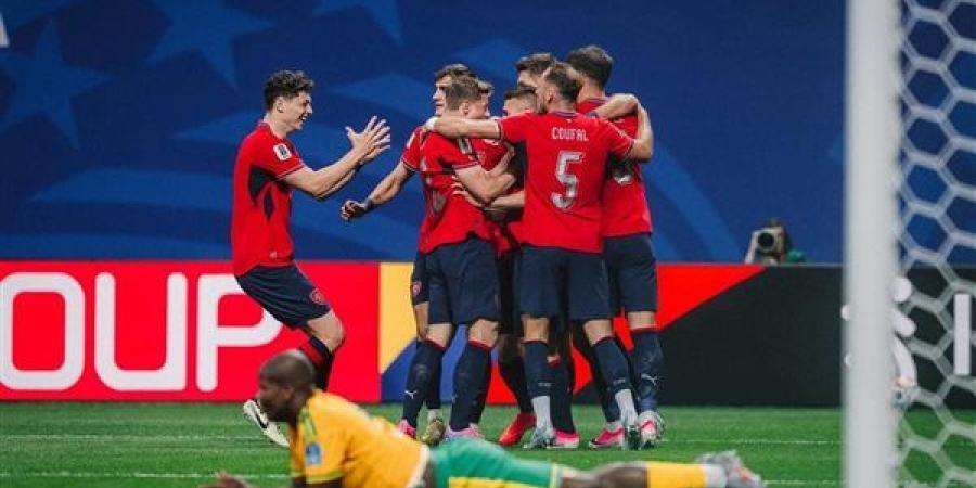 كأس العالم 2026، ساديليك يحرز هدف التشيك الأول في شباك جنوب أفريقيا