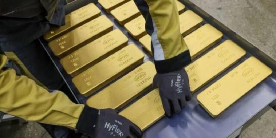 الذهب يتجه لثالث خسارة أسبوعية بضغط من قوة الدولار