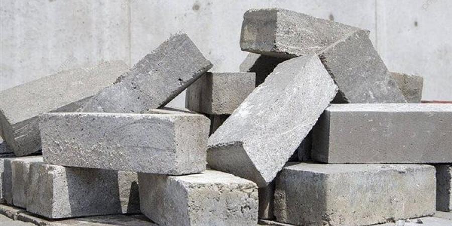 أسعار الطوب الأسمنتي في سوق مواد البناء اليوم الاثنين