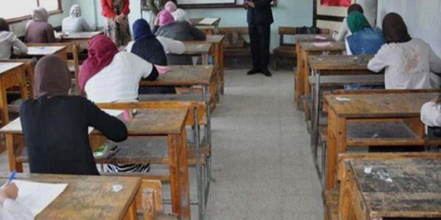 بعد انتهاء امتحان اللغة الأجنبية الثانية، توجيهات مهمة لطلاب الثانوية العامة بشأن العربي