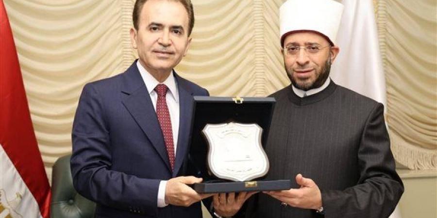 الأزهري يستقبل وزير الأوقاف بإقليم كردستان العراق لبحث تعزيز التعاون الديني والعلمي