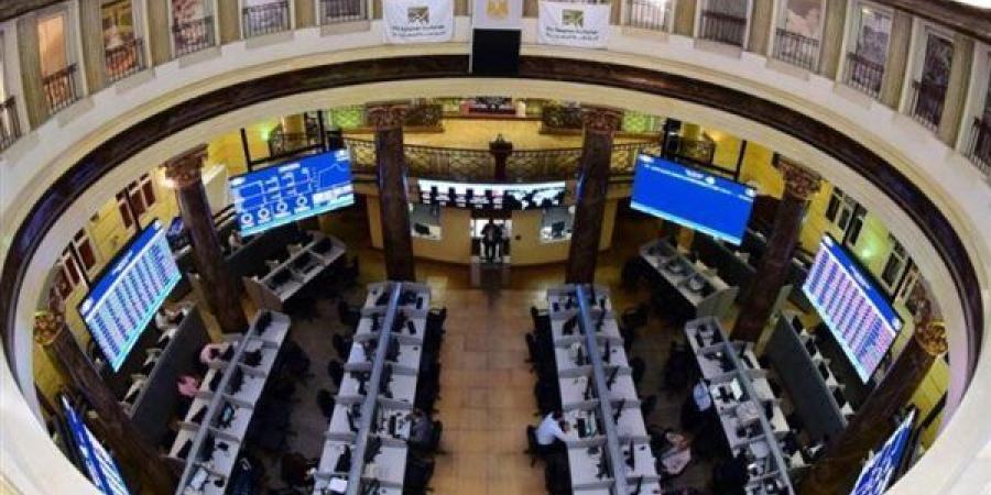 13 بنكًا يتصدرون قائمة المتعاملين الرئيسيين بالبورصة خلال تداولات نهاية الأسبوع