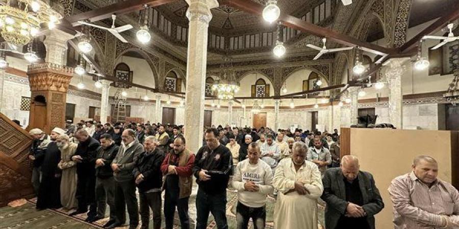 موعد أذان العشاء اليوم الأحد 28 - 6 - 2026 في القاهرة والمحافظات