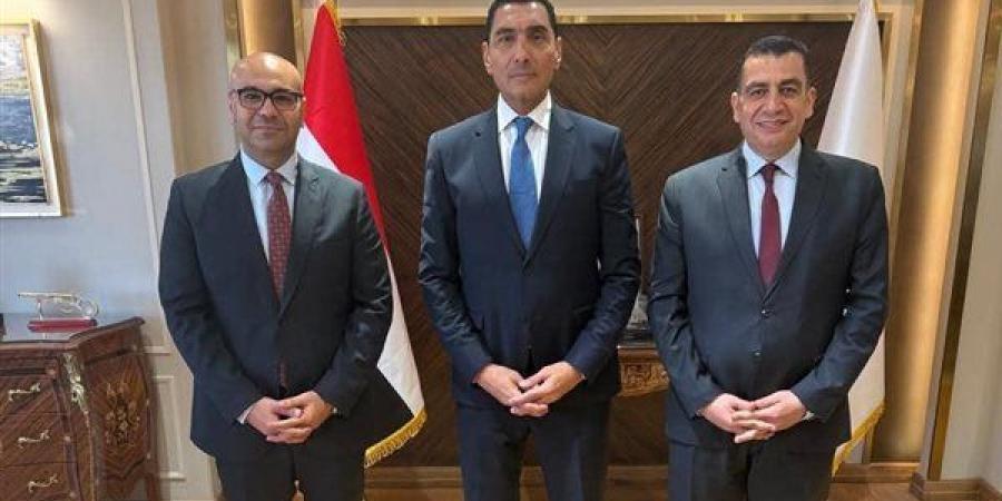 تكليف محمود عبد العزيز بالإشراف علي الإدارة المركزية للتنمية الرياضية بوزارة الشباب