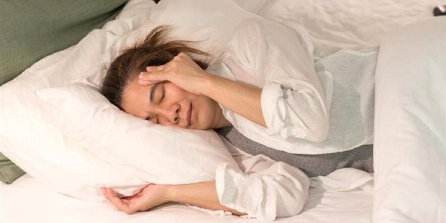 أسباب الصداع قبل النوم وطرق التعامل معه