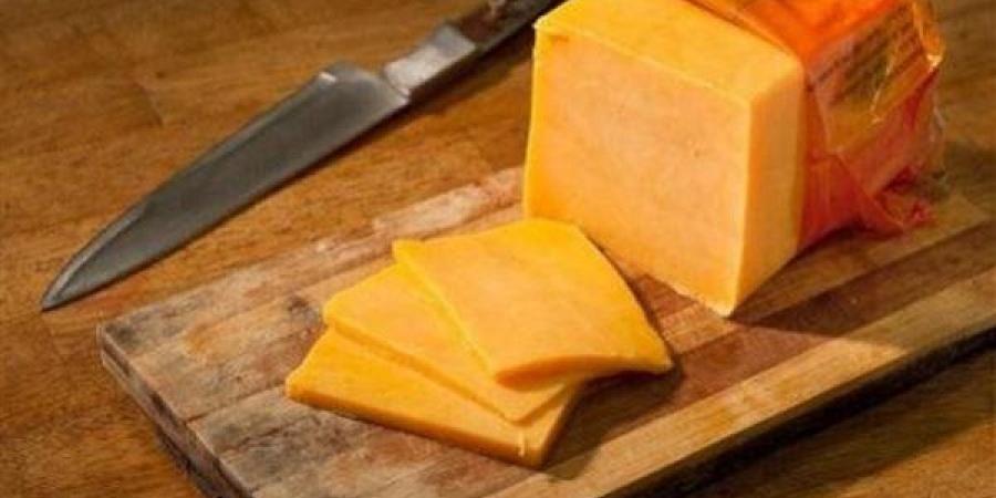 طريقة عمل الجبن الشيدر فى المنزل بخطوات بسيطة