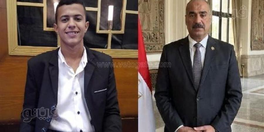إنجاز نفتخر به جميعًا، وكيل تعليم بني سويف يهنئ أول الجمهورية بالدبلومات