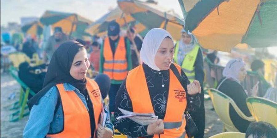 حملات مكثفة على شواطئ رأس البر بدمياط لتوعية الأسر بمخاطر الإدمان