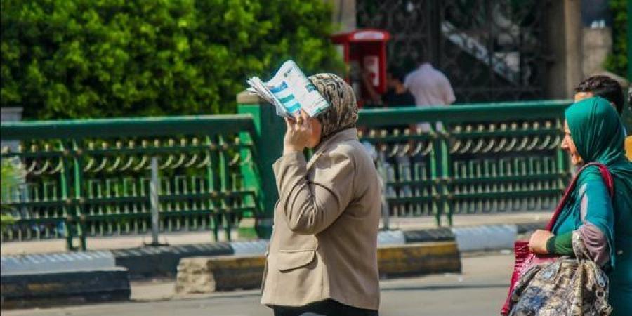 ارتفاع درجات الحرارة يعود من جديد، تحذير من موجة شديدة الحرارة تضرب البلاد خلال الأيام المقبلة