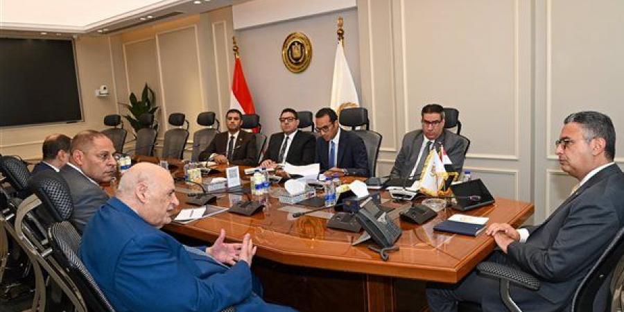 التموين: لا تغيير في سعر رغيف الخبز أو آليات صرفه مع تطبيق منظومة الخصم المباشر