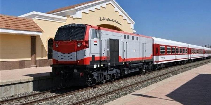 بشرى لأهالى بئر العبد، 4 رحلات قطار يوميا بالعربات المطورة "تحيا مصر"