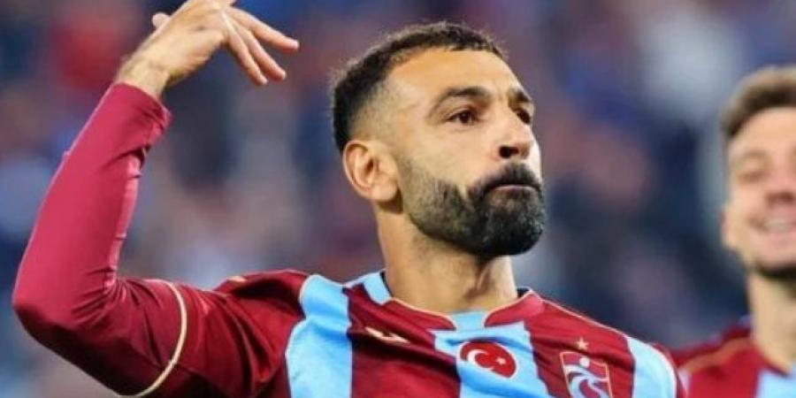 ابنة الرئيس أردوغان تحتفل بثلاثية محمد صلاح فى مرمى جالاتا سراى.. فيديو