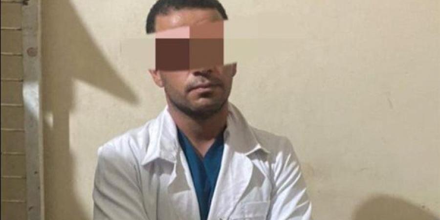 بالطو وسماعة وشهادات مزورة، أشخاص ينتحلون صفة أطباء ويفتحون عيادات والمرضى آخر من يعلم