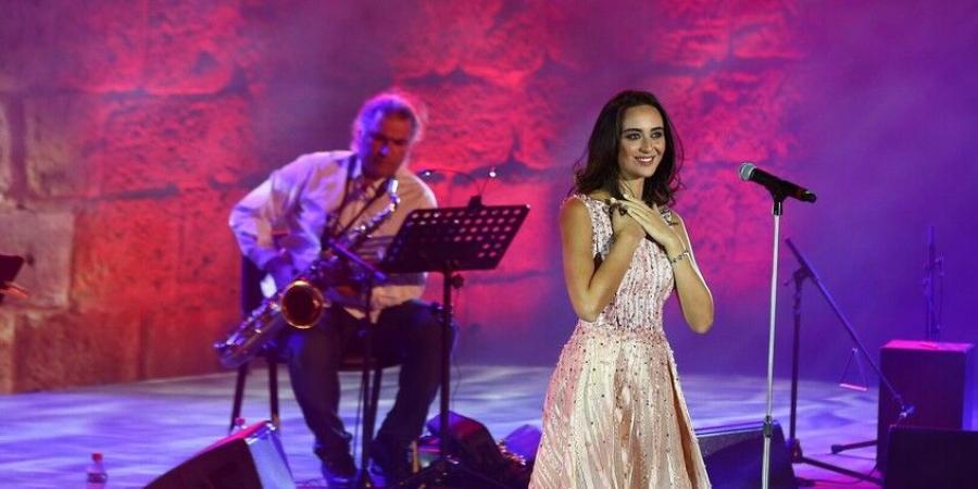 بعد فايا يونان، فنانون واجهوا السرطان وآخرون حصد المرض اللعين أرواحهم