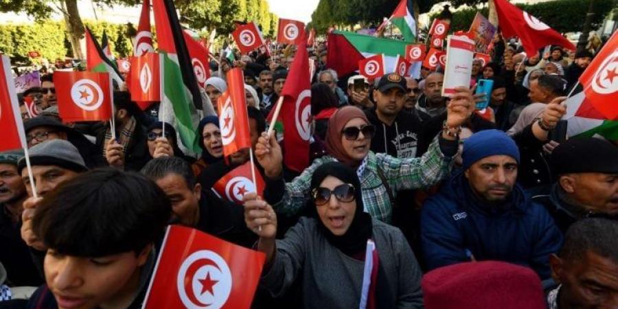 تضامن تونسي مع تلميذ اعتُقل بعد دعوته للإفراج عن نشطاء أسطول الصمود