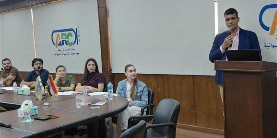 معهد التناسليات الحيوانية يدرب طلابا رومانيين على أحدث تقنيات الفحص ونقل الأجنة