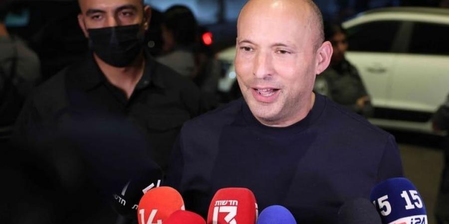 بينيت: الجيش يواجه خطر الانهيار وحكومة نتنياهو مسؤولة عن نقص الجنود