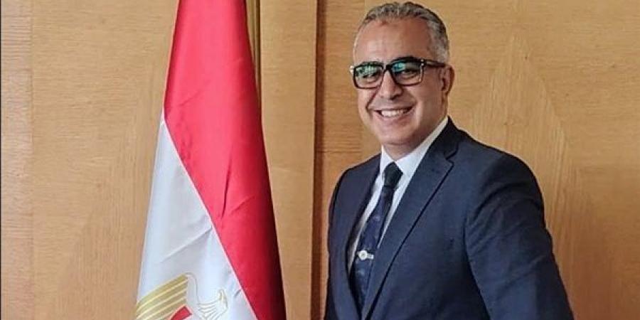 محمود فراج: “حدوتة إفريقية” تعزز الهوية الوطنية وترسخ الوعي بالانتماء الإفريقي لدى الأجيال الناشئة