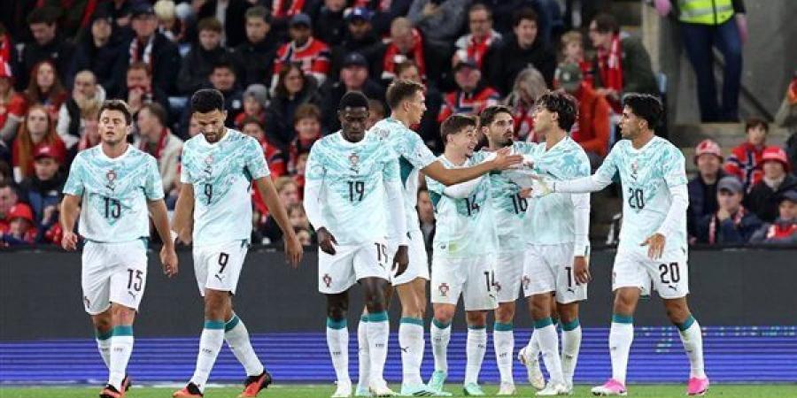 لياو بالرقم 7، تشكيل البرتغال الرسمي ضد الدنمارك في دوري الأمم الأوروبية