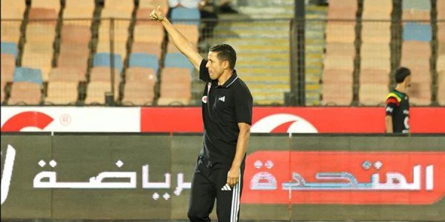 قرار منتظر من عموتة قبل لقاء الزمالك في القمة