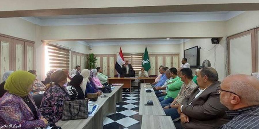 وكيل التعليم بالشرقية يعقد اجتماعا موسعا مع القيادات التعليمية بالمحافظة