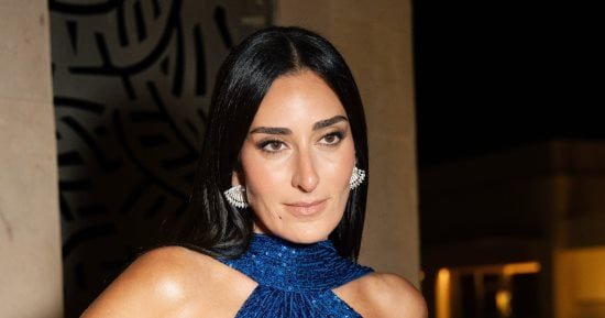 أمينة خليل طبيبة نفسية تعالج أحمد حلمى من عقدة الطفولة فى فيلم «حدوتة»
