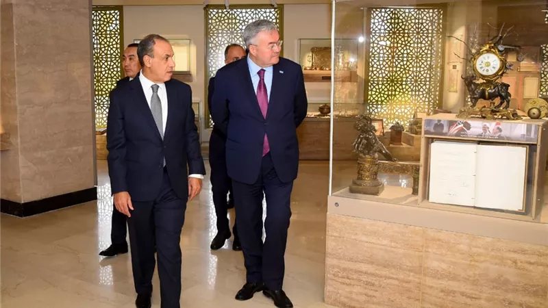 وزير الخارجية يستقبل نظيره الكازاخي في أول زيارة ثنائية له منذ توليه منصبه