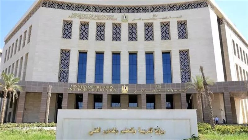 استعدادات المدارس لاختبارات شهر أكتوبر لصفوف النقل.. مراجعة المناهج وتجهيز الأسئلة قبل انطلاق الامتحانات الأسبوع المقبل