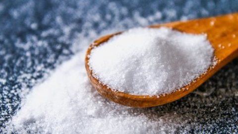الملح لا يرفع ضغط الدم فقط.. ماذا يحدث للكبد عند الإفراط في تناوله؟