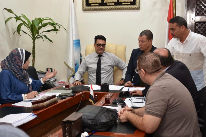 لتطوير الخدمات.. «مياه القليوبية» تبحث تسريع أعمال الصرف الصحي في كفر شكر وسنديون
