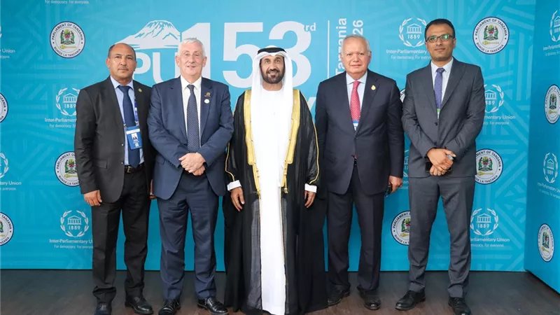 وفد البرلمان العربي برئاسة "اليماحي" يلتقي رئيس مجلس العموم البريطاني في أروشا بتنزانيا