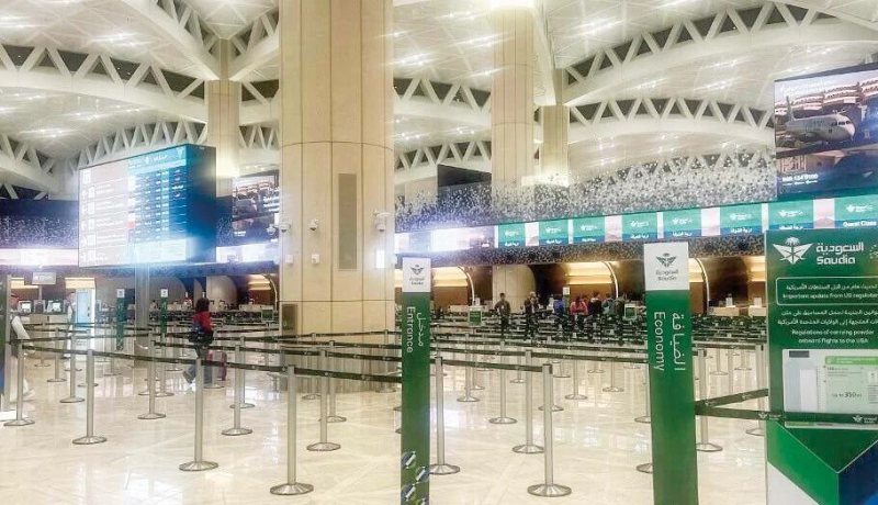 الصين تندد بالهجمات على مطار الرياض