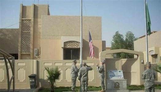 السفارة الأمريكية في السعودية تبلغ موظفيها بضرورة الحصول على إذن لاستخدام مطاري جدة والدمام