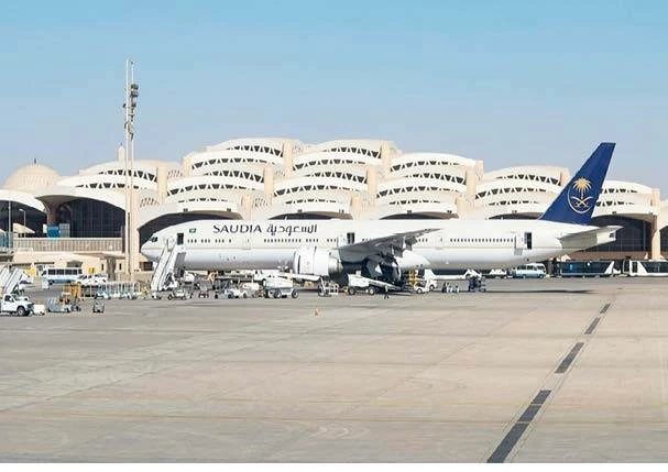 بيان مهم من أمريكا بشأن 3 مطارات سعودية.. ونداء عاجل لمواطنيها