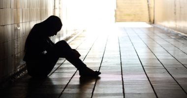 تقرير يحذر من قصور أدوات حماية المراهقين فى ChatGPT بشأن الانتحار